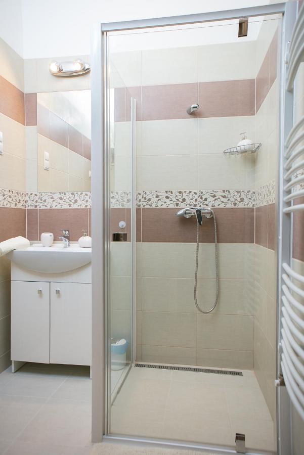 Forras Apartman 埃格尔 外观 照片
